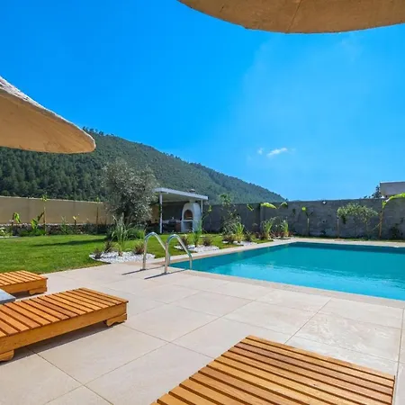 Demir Otel 4*